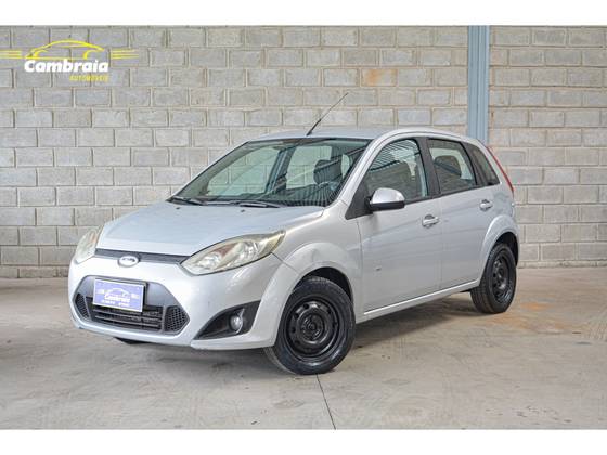 FORD FIESTA 1.6 ROCAM SE 8V FLEX 4P MANUAL FORD FIESTA 1.6 ROCAM SE 8V FLEX 4P MANUAL